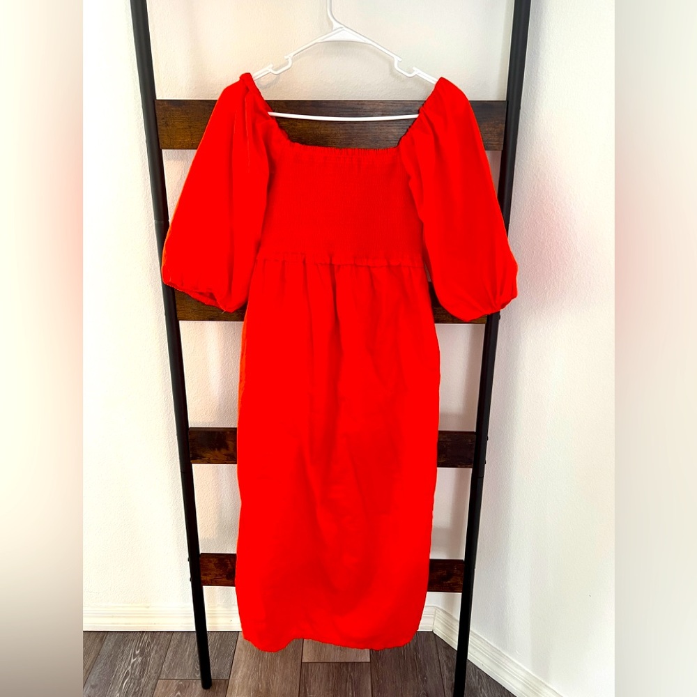 Free Assembly women’s Smocked MIDI Dress Convertible Sleeves Pockets Size XS
